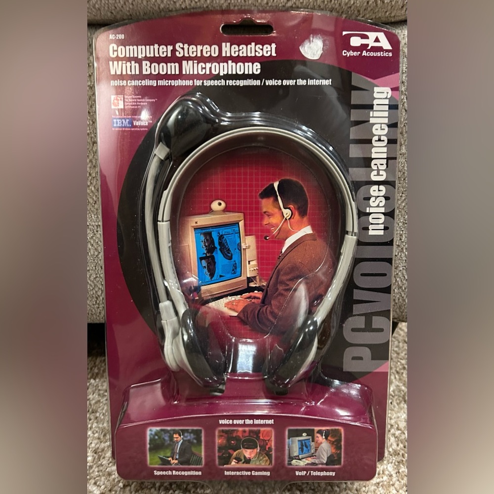 Cyber Acoustics Stereo Headset/Microphone for Voice Over Internet - NEW!